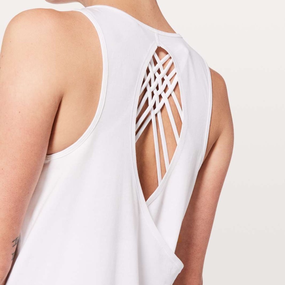 Lululemon hit the stride tank